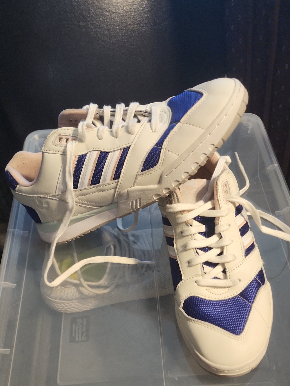 Adidas AR Trainers Off-white